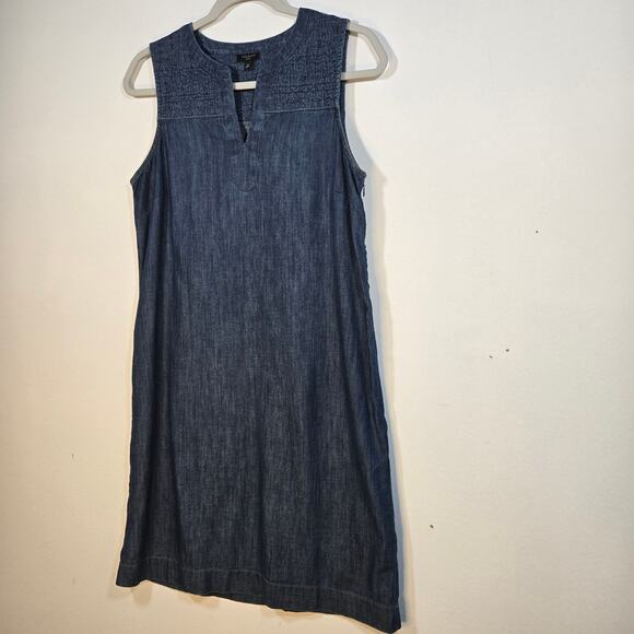 Talbots Chambray Denim Sleeveless Shift. Size 6P - Picture 5 of 12